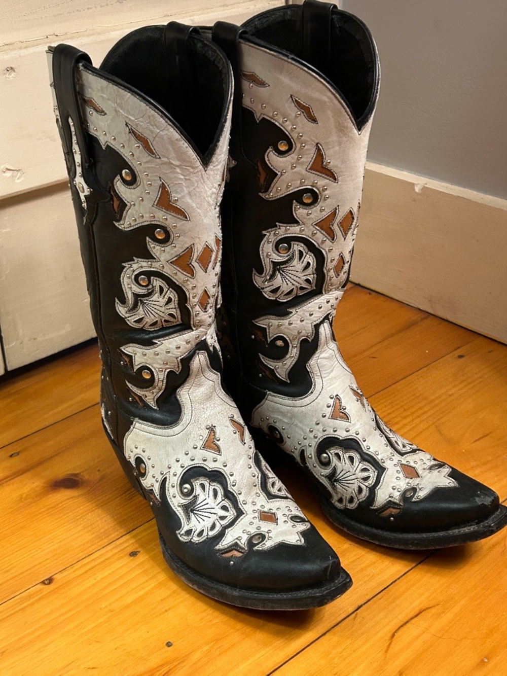 Lucchese Snip toe Western Cowboy Boots